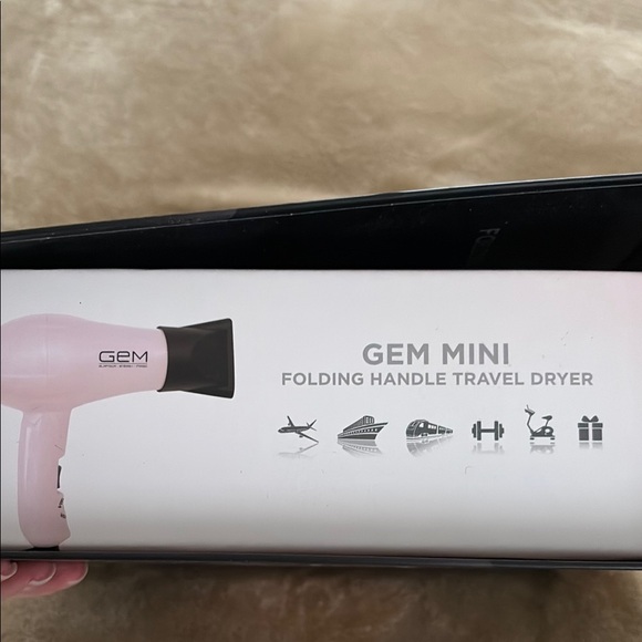 NWOT Folding Travel Hair Dryer - Picture 6 of 9